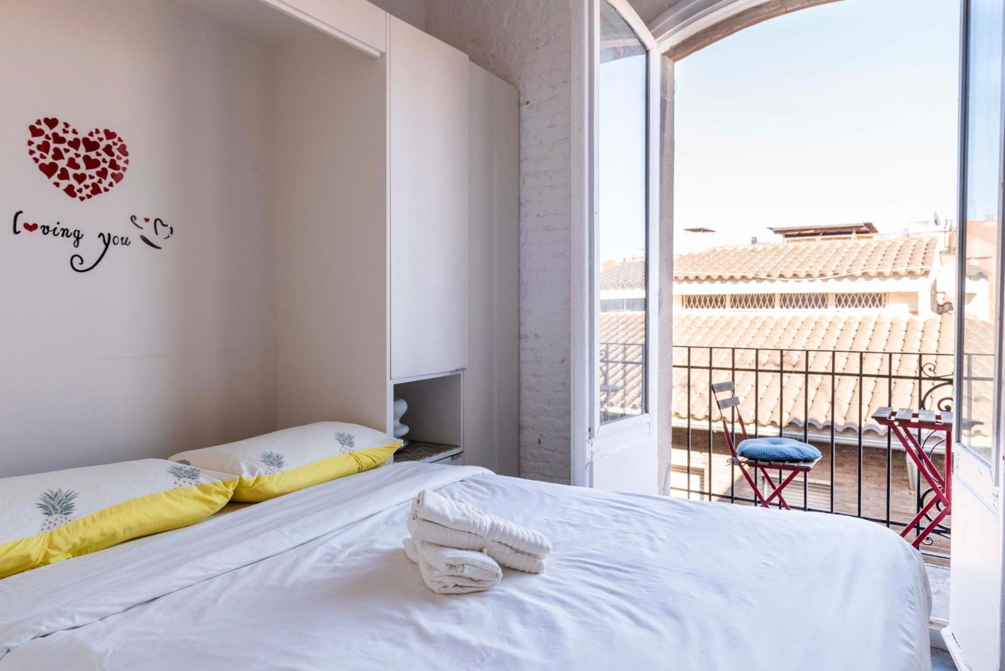 Enchanting 2 Bedroom Flat With Terrace Near Placa Espanya Barcelona Buitenkant foto