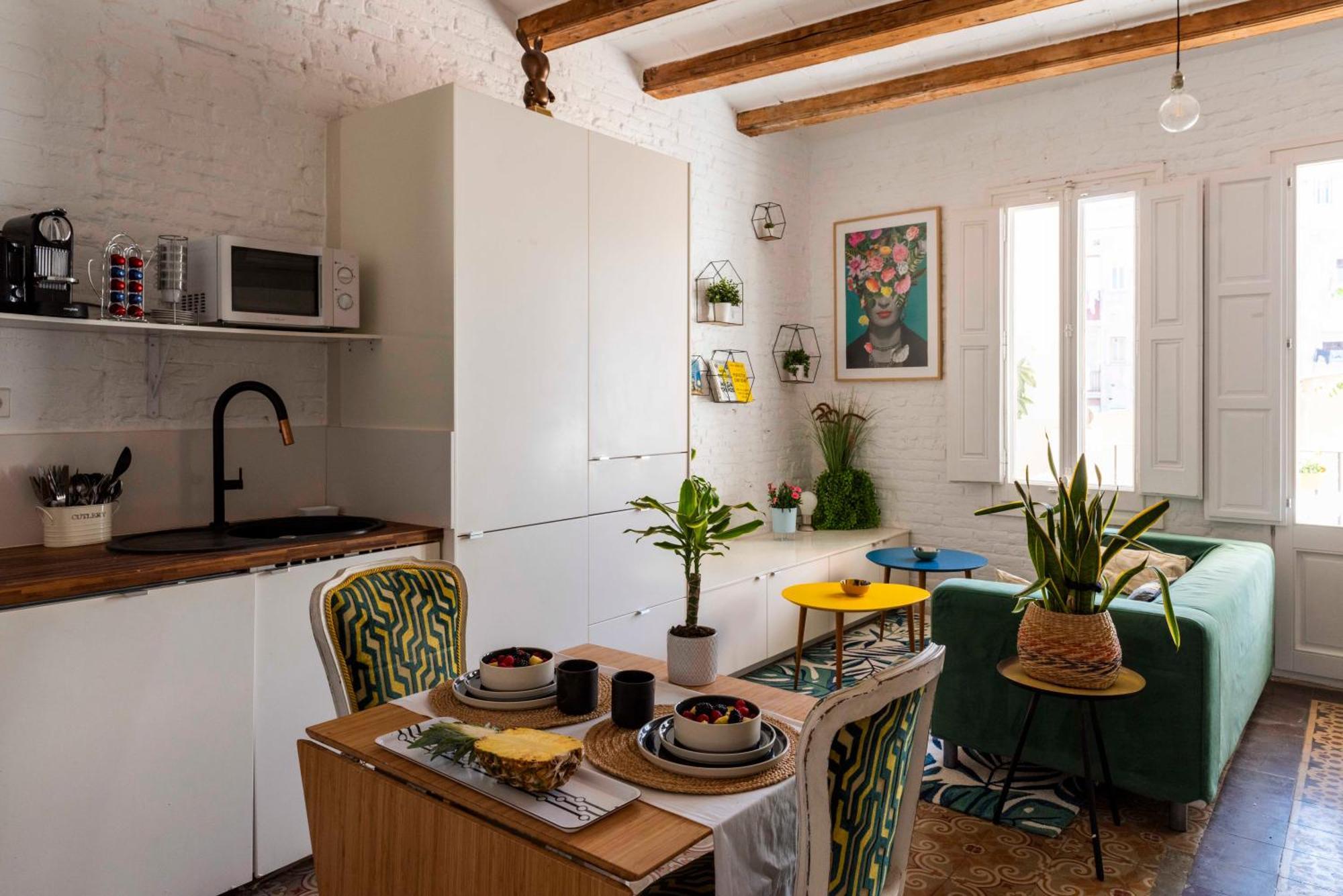 Enchanting 2 Bedroom Flat With Terrace Near Placa Espanya Barcelona Buitenkant foto