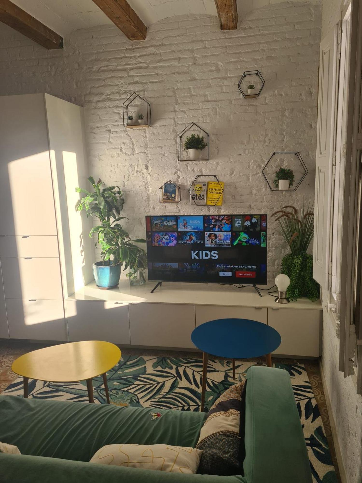 Enchanting 2 Bedroom Flat With Terrace Near Placa Espanya Barcelona Buitenkant foto